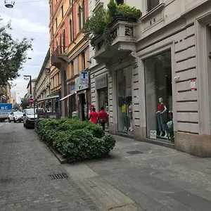 https://sarpi-apartment-milan.italymilanhotels.net